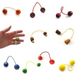 Zeige Details für Bravo Finger Poi Begleri mit Holzkugeln Bild von Bravo Finger Poi Begleri mit Holzkugeln